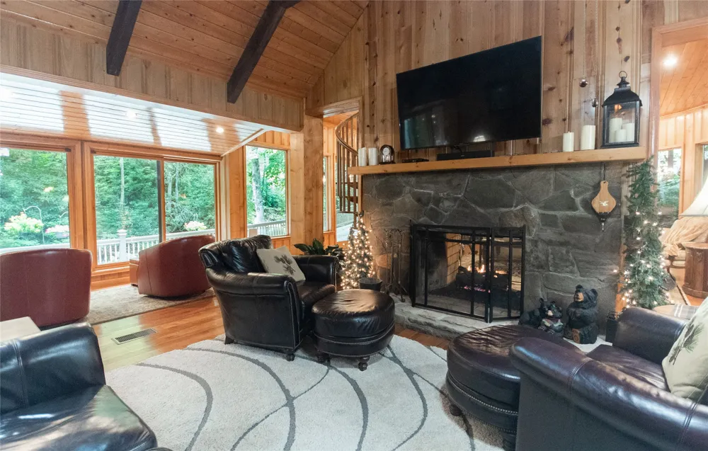 147 Teague Estates Road Highlands, NC 28741