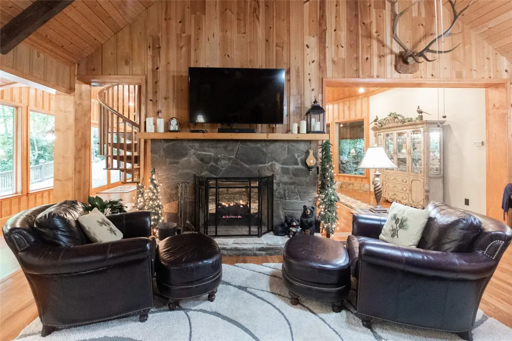 147 Teague Estates Road Highlands, NC 28741