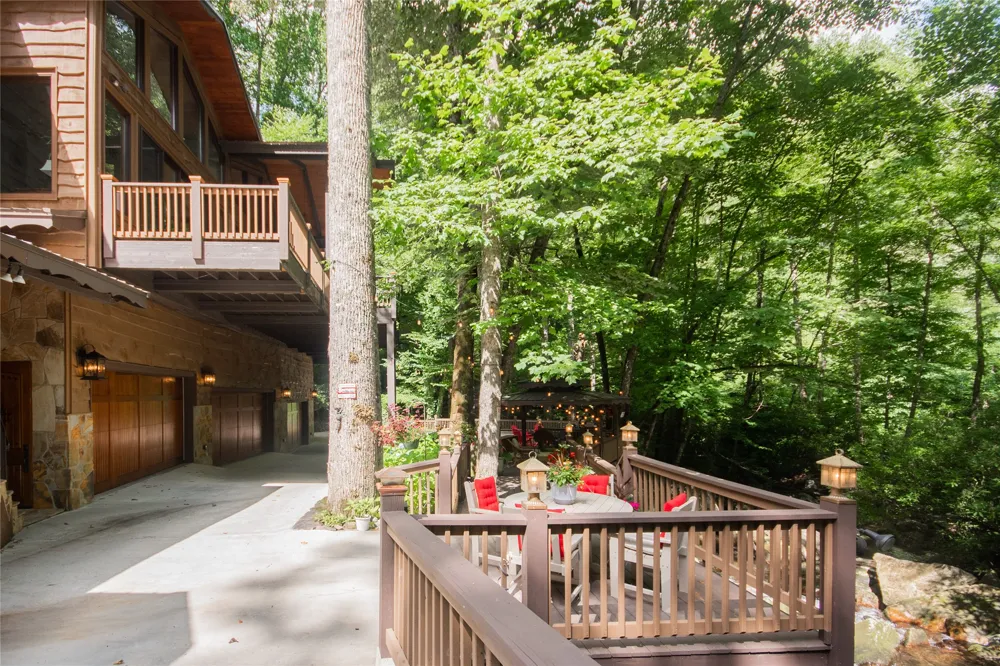 147 Teague Estates Road Highlands, NC 28741