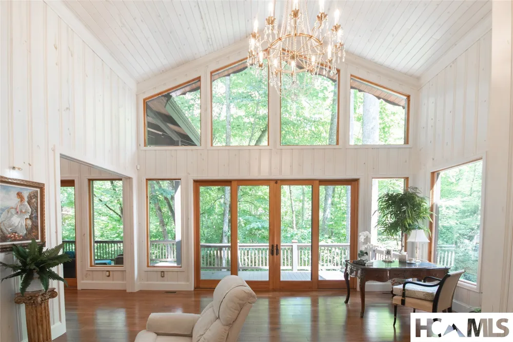 147 Teague Estates Road Highlands, NC 28741