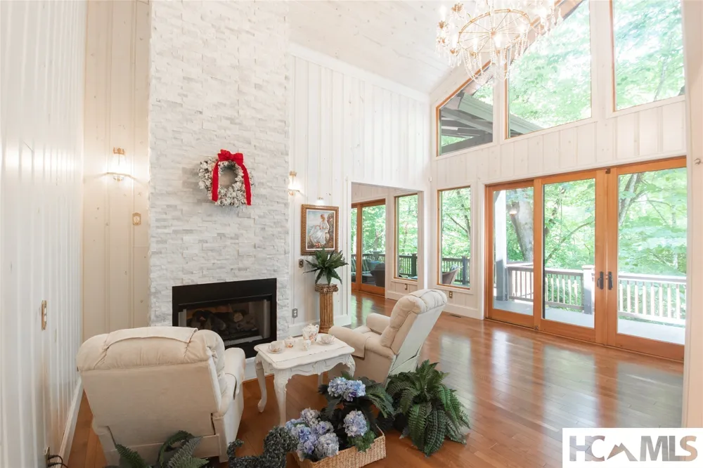 147 Teague Estates Road Highlands, NC 28741