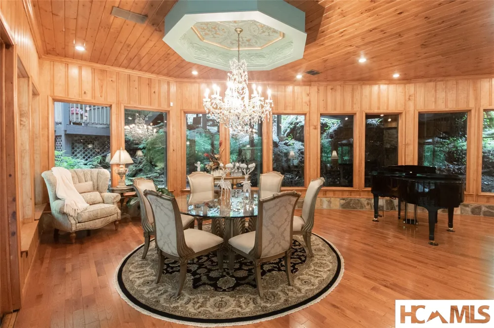147 Teague Estates Road Highlands, NC 28741