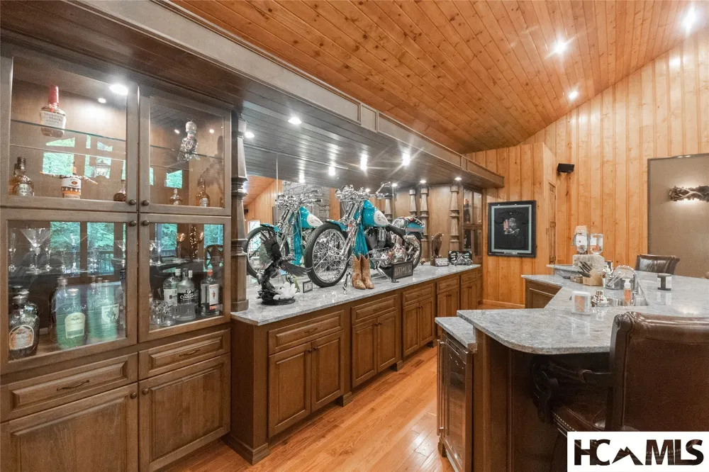 147 Teague Estates Road Highlands, NC 28741