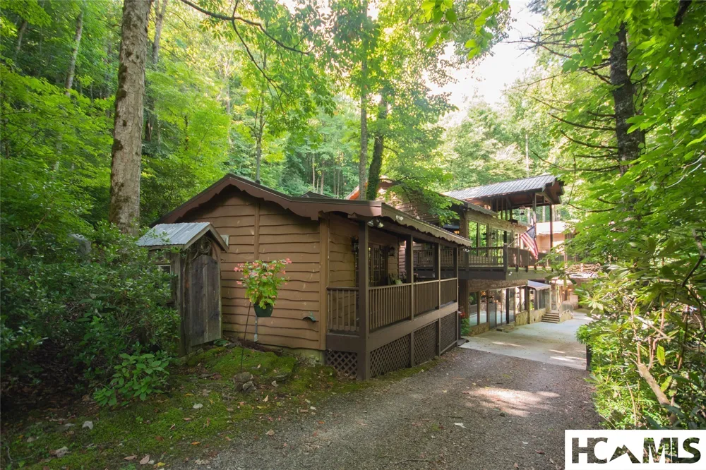 147 Teague Estates Road Highlands, NC 28741