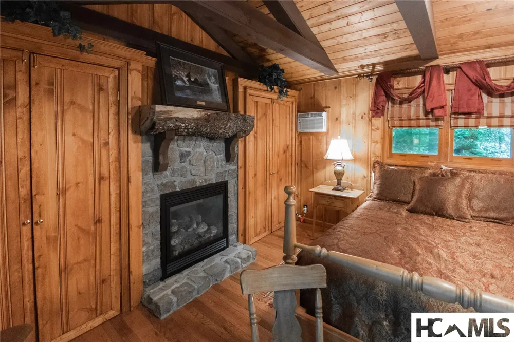 147 Teague Estates Road Highlands, NC 28741