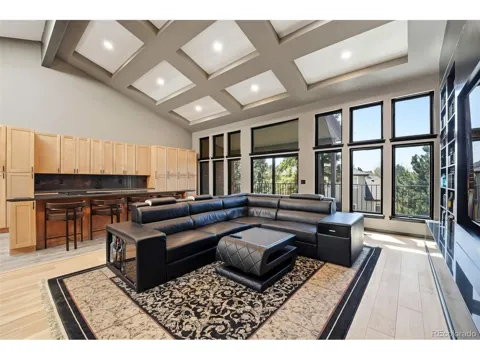 27 Beacon Hill Lane