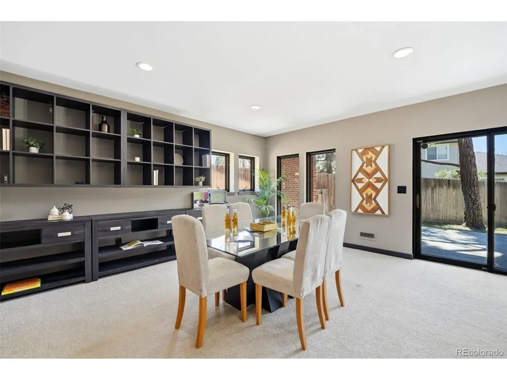 27 Beacon Hill Lane Greenwood Village, CO 80111
