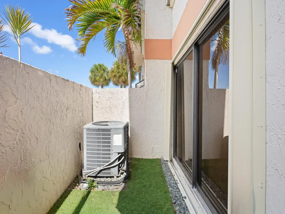 4206 SW 70TH TERRACE #4206 Davie, FL 33314
