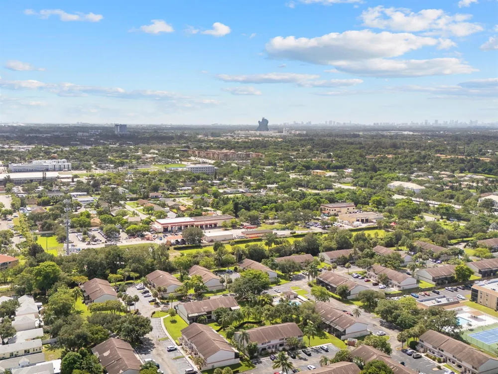 4206 SW 70TH TERRACE #4206 Davie, FL 33314