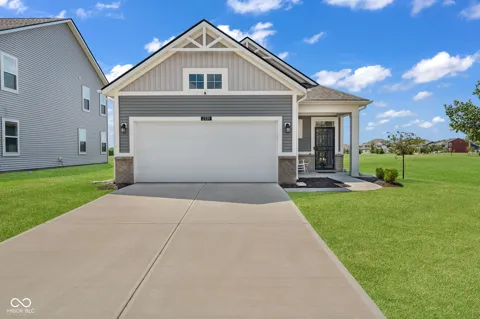 2339 William Garrett Way