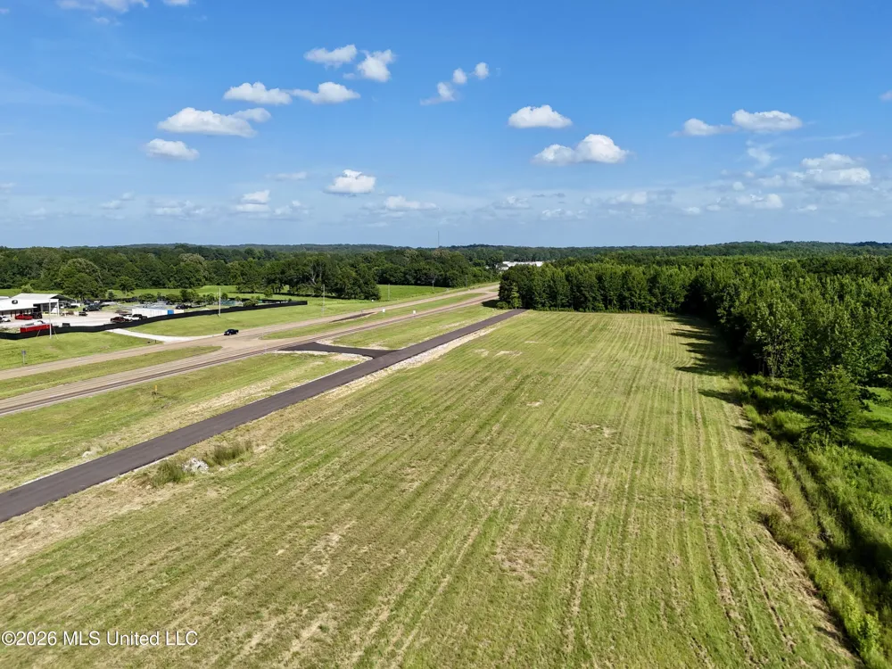 000007 Hwy 49 Flora, MS 39071