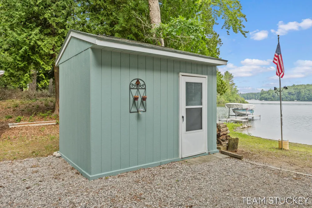 8583 Homestead Circle Irons, MI 49644