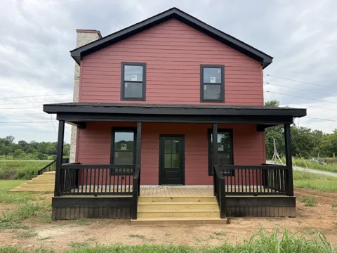 960 W Trimble Rd