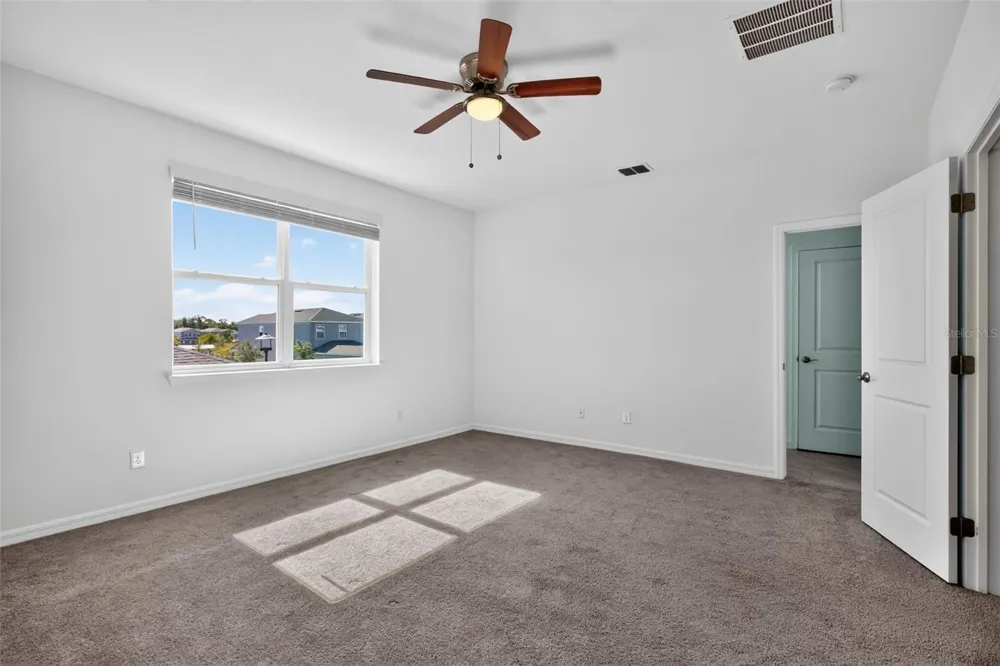 762 MIDDLETON STREET Debary, FL 32713