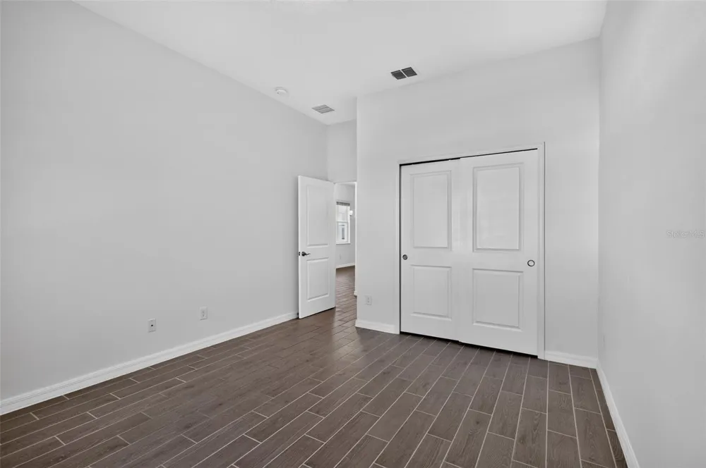 762 MIDDLETON STREET Debary, FL 32713