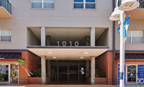 1010 CENTRAL AVENUE #413