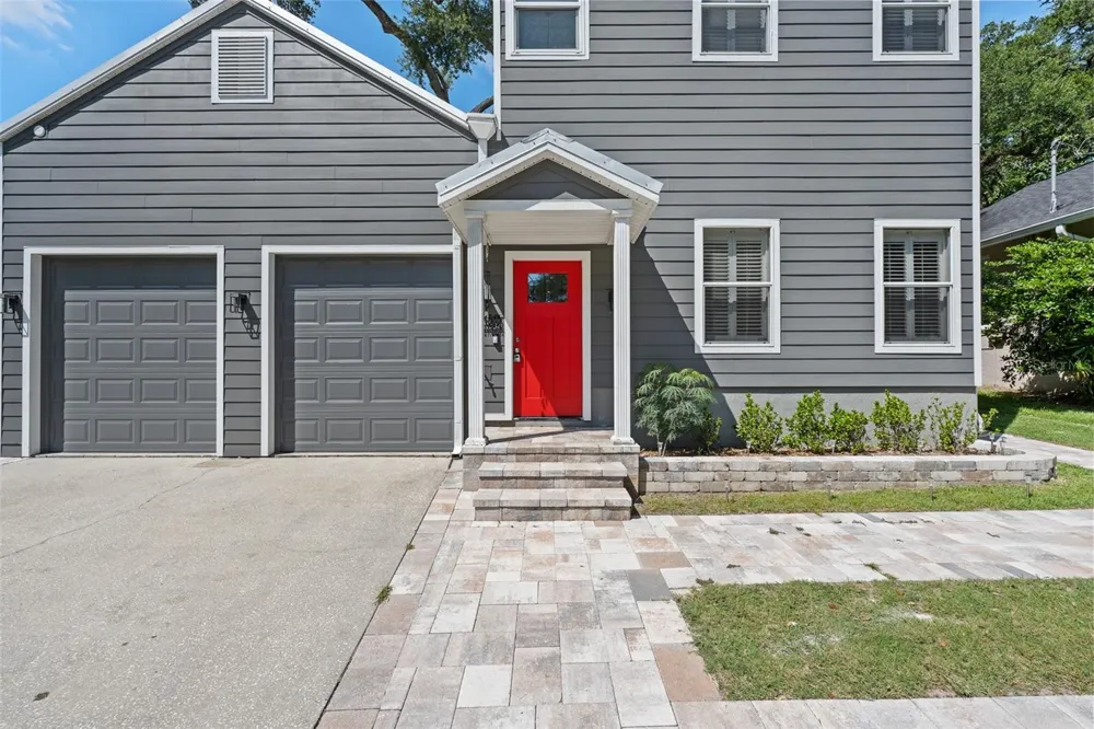 1513 E PARK CIRCLE Tampa, FL 33610