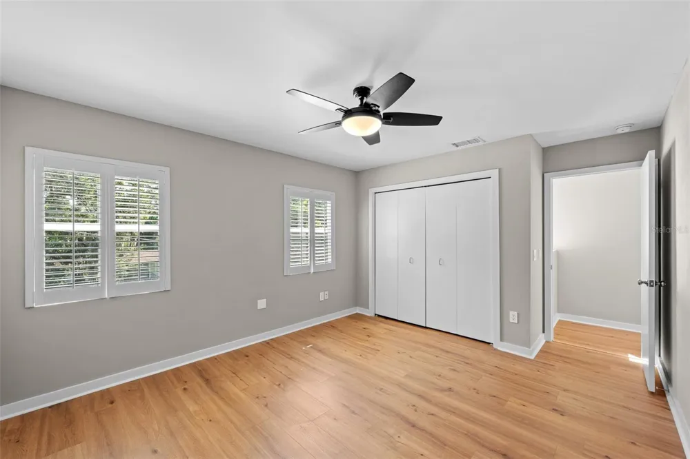 1513 E PARK CIRCLE Tampa, FL 33610