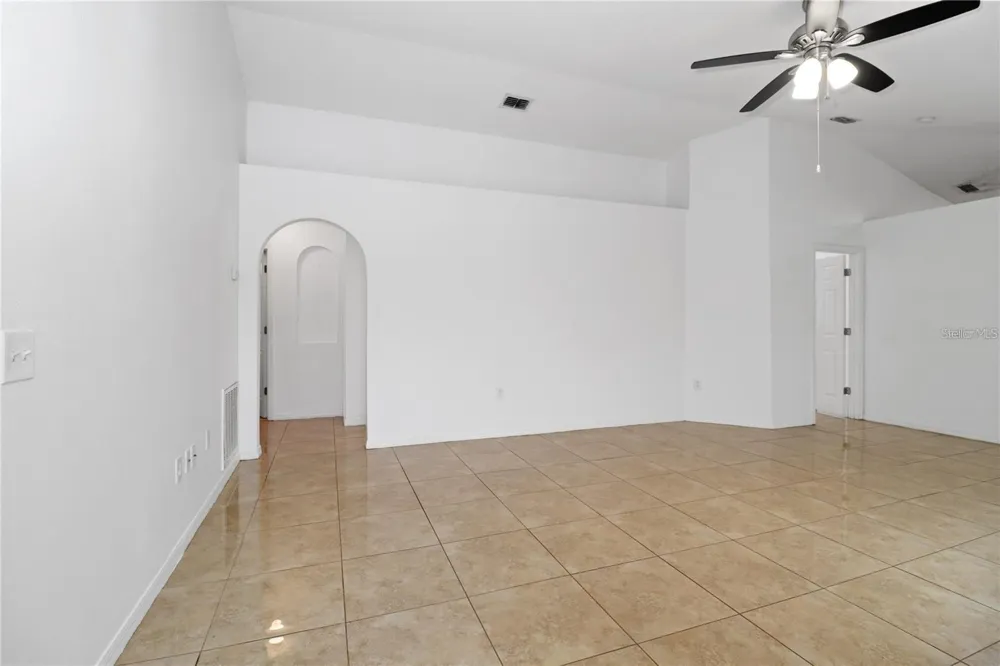 10437 OPUS DRIVE Riverview, FL 33579