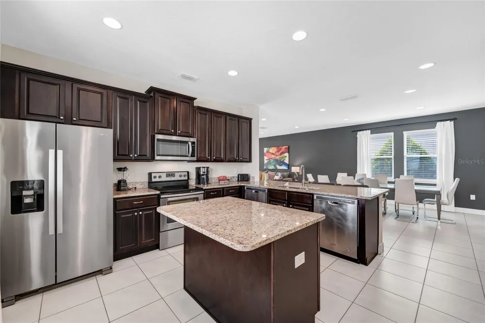 7708 GRABEN STREET Kissimmee, FL 34747