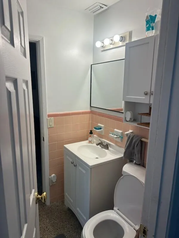 1571 4TH COURT Vero Beach, FL 32960