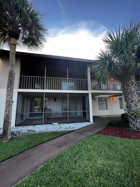 4215 S 57th Avenue #E