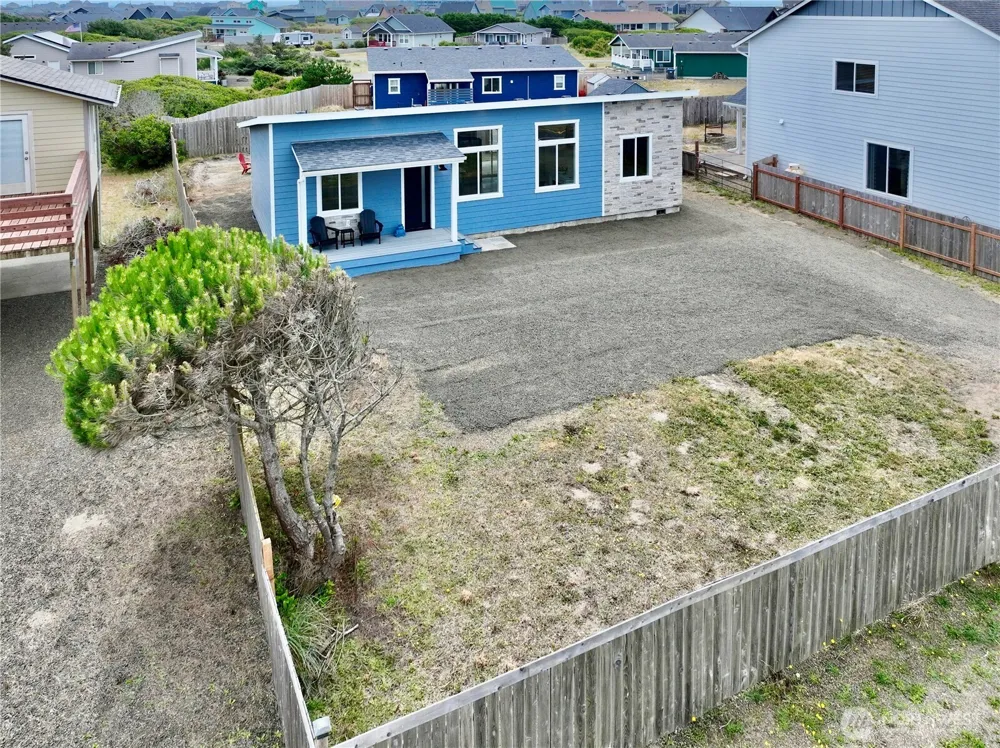 475 Sportsmens Street SW Ocean Shores, WA 98569