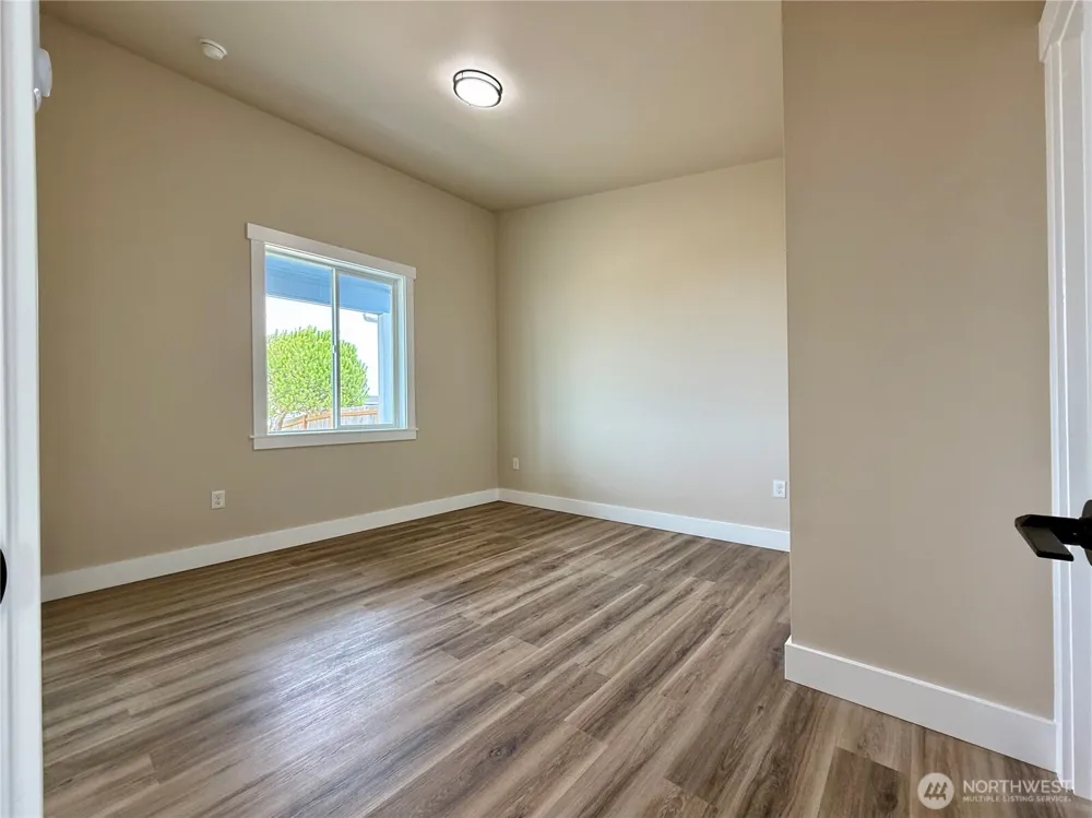 475 Sportsmens Street SW Ocean Shores, WA 98569