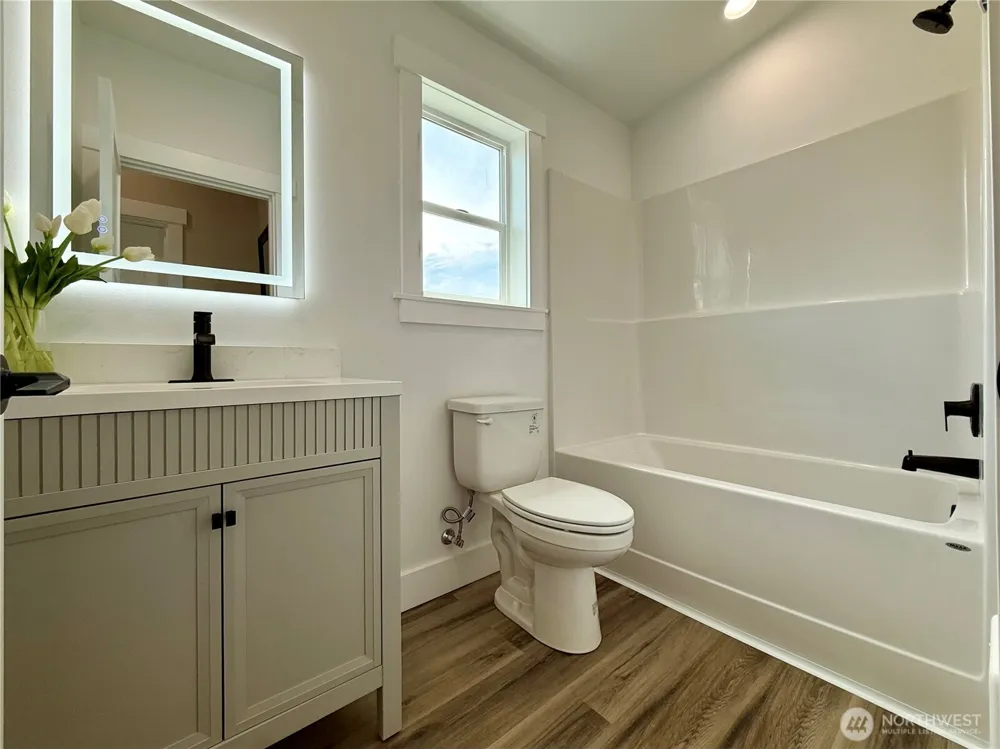 475 Sportsmens Street SW Ocean Shores, WA 98569