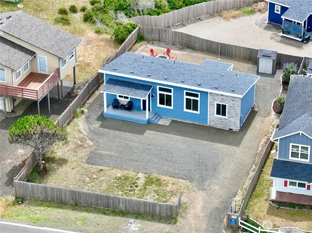 475 Sportsmens Street SW Ocean Shores, WA 98569