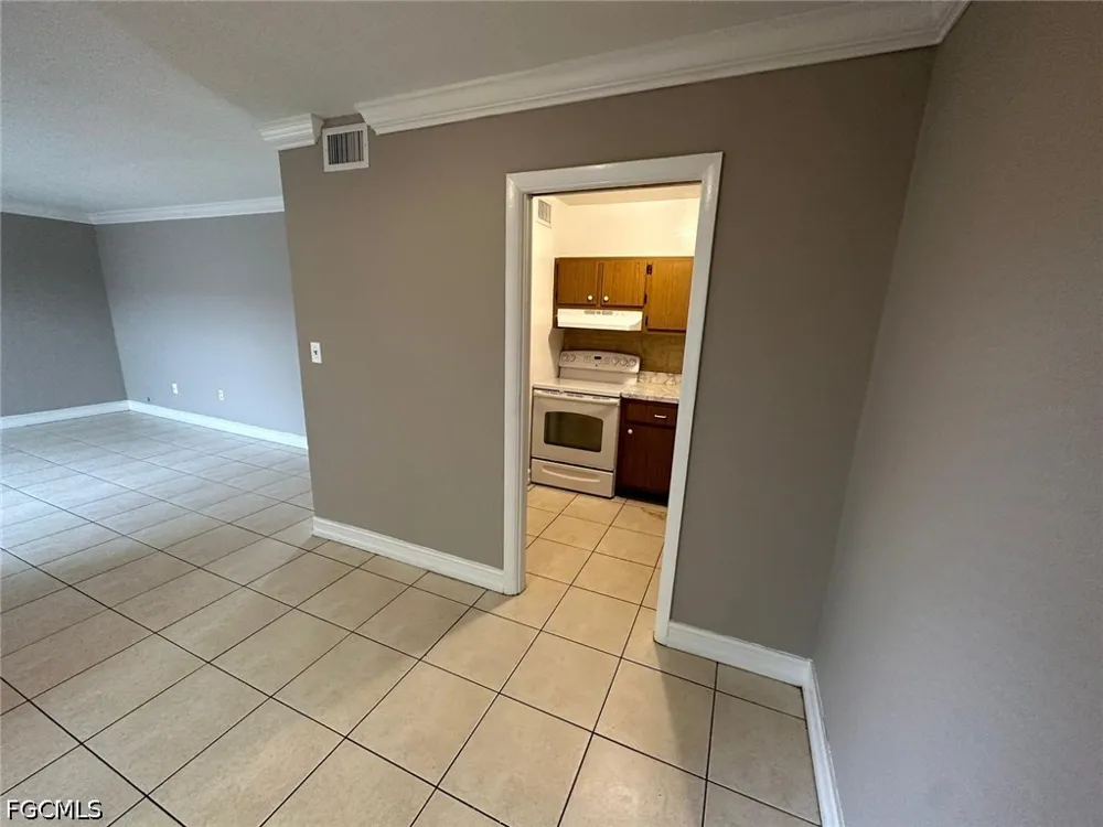 Maravilla Avenue #210 Fort Myers, FL 33901