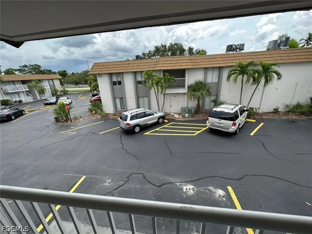 Maravilla Avenue #210 Fort Myers, FL 33901