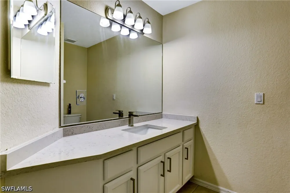 Danpark Loop Fort Myers, FL 33912