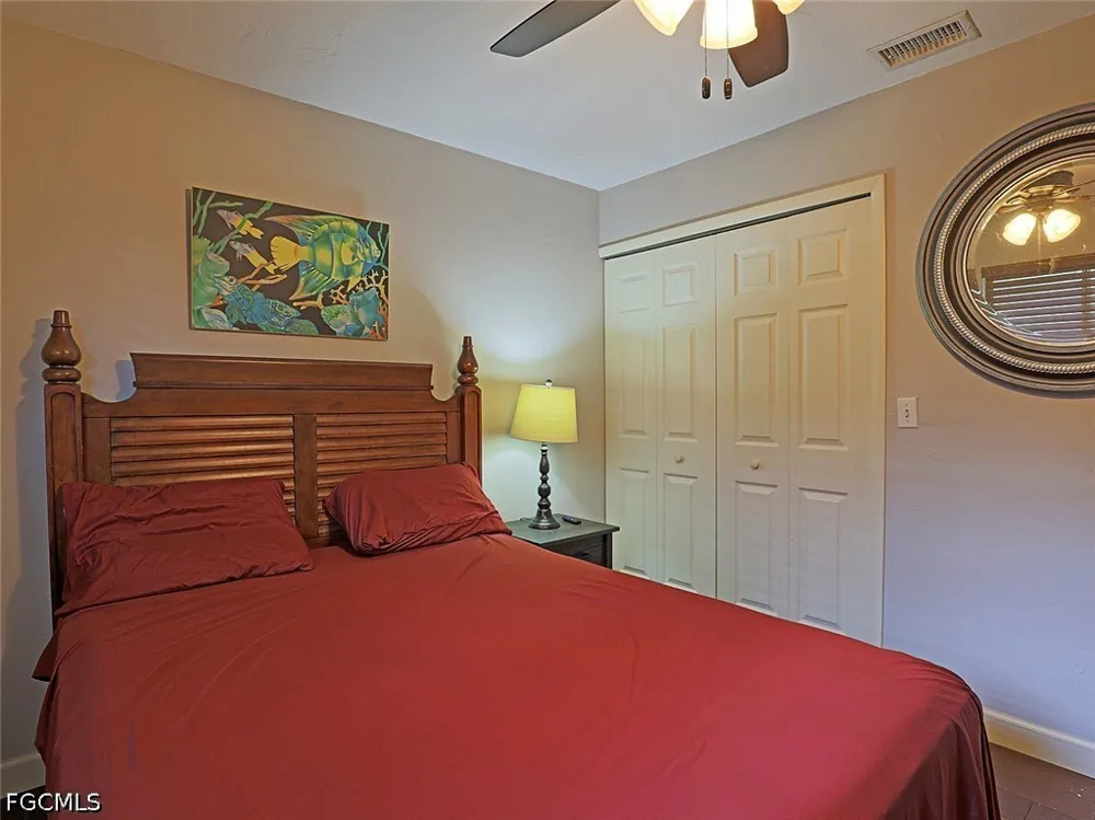 Newfoundland Circle #1 Fort Myers, FL 33907