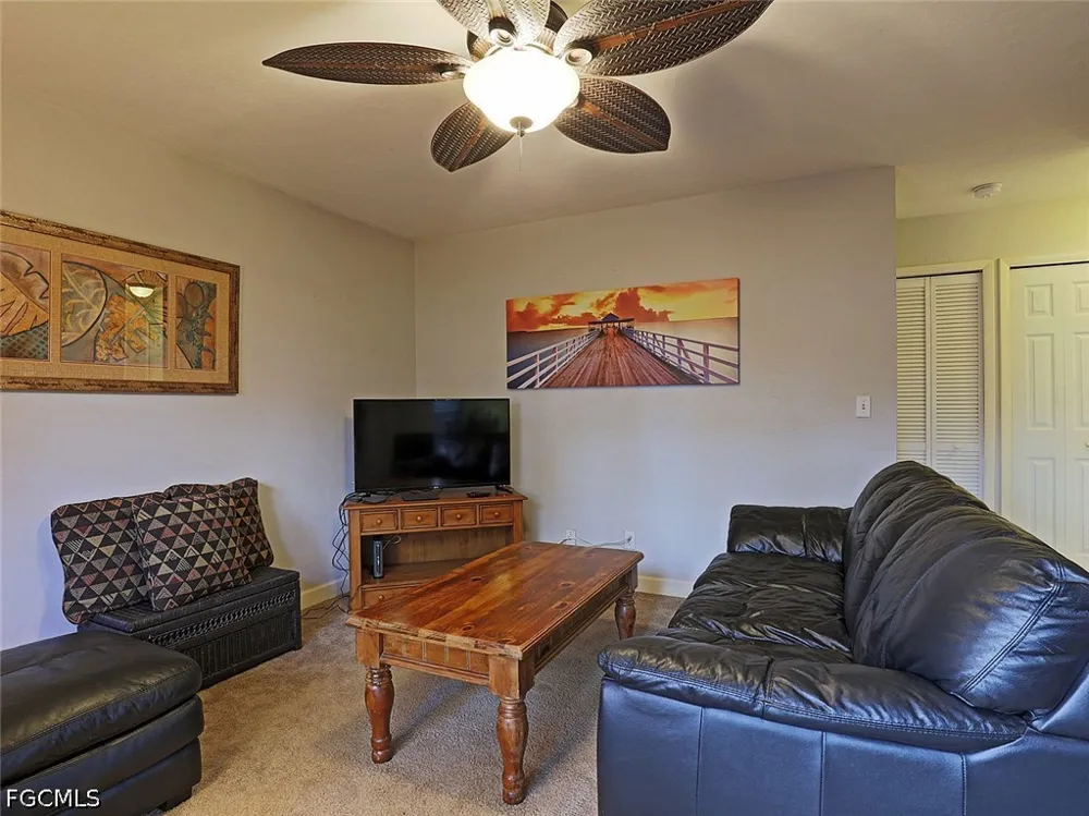 Newfoundland Circle #1 Fort Myers, FL 33907