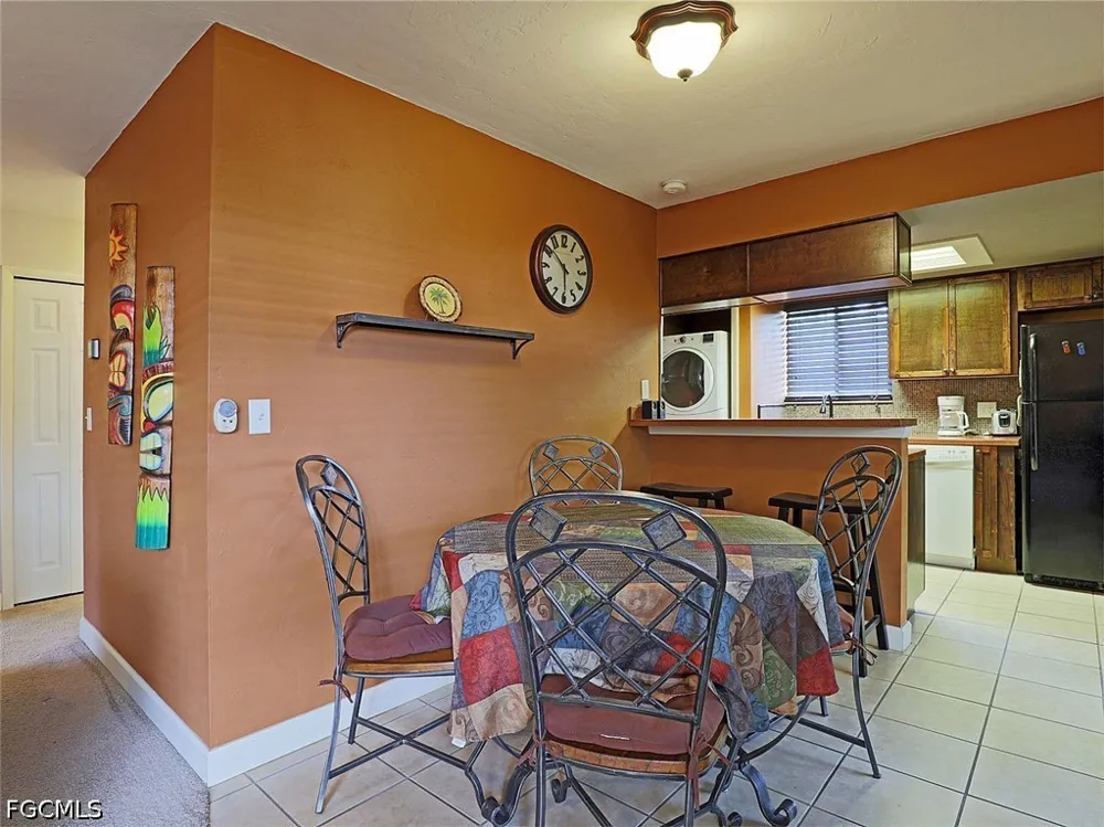 Newfoundland Circle #1 Fort Myers, FL 33907
