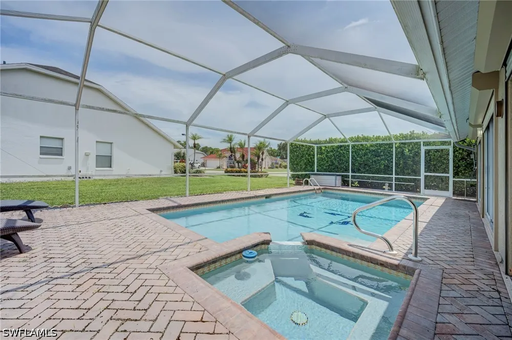 Middlesex Place Naples, FL 34104
