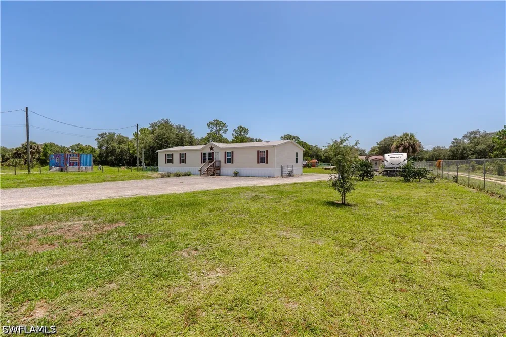 S Lindero Street Clewiston, FL 33440