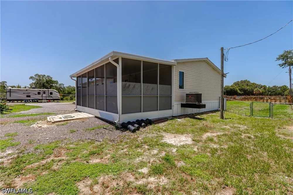 S Lindero Street Clewiston, FL 33440