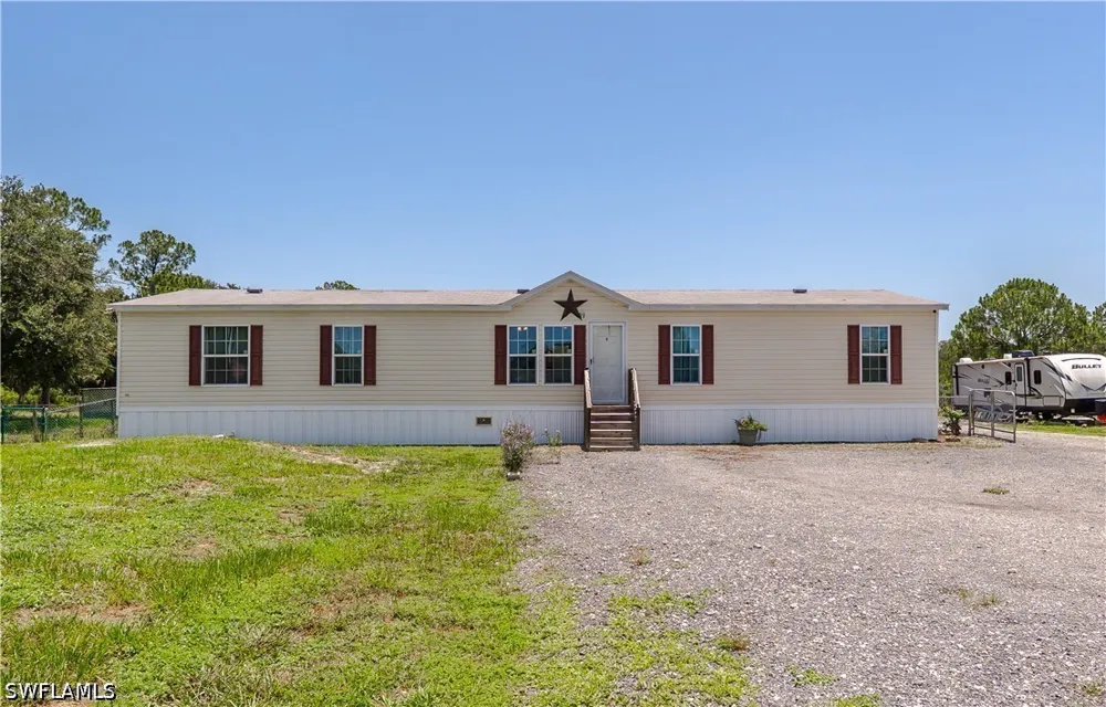 S Lindero Street Clewiston, FL 33440