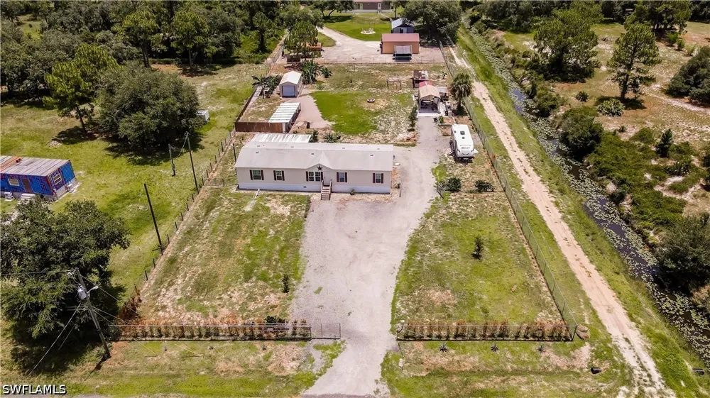 S Lindero Street Clewiston, FL 33440