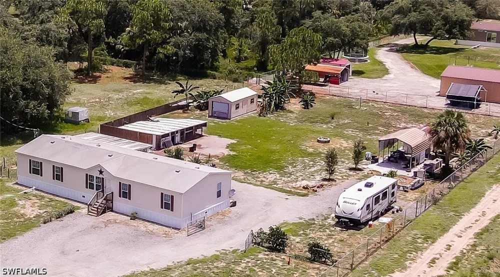 S Lindero Street Clewiston, FL 33440