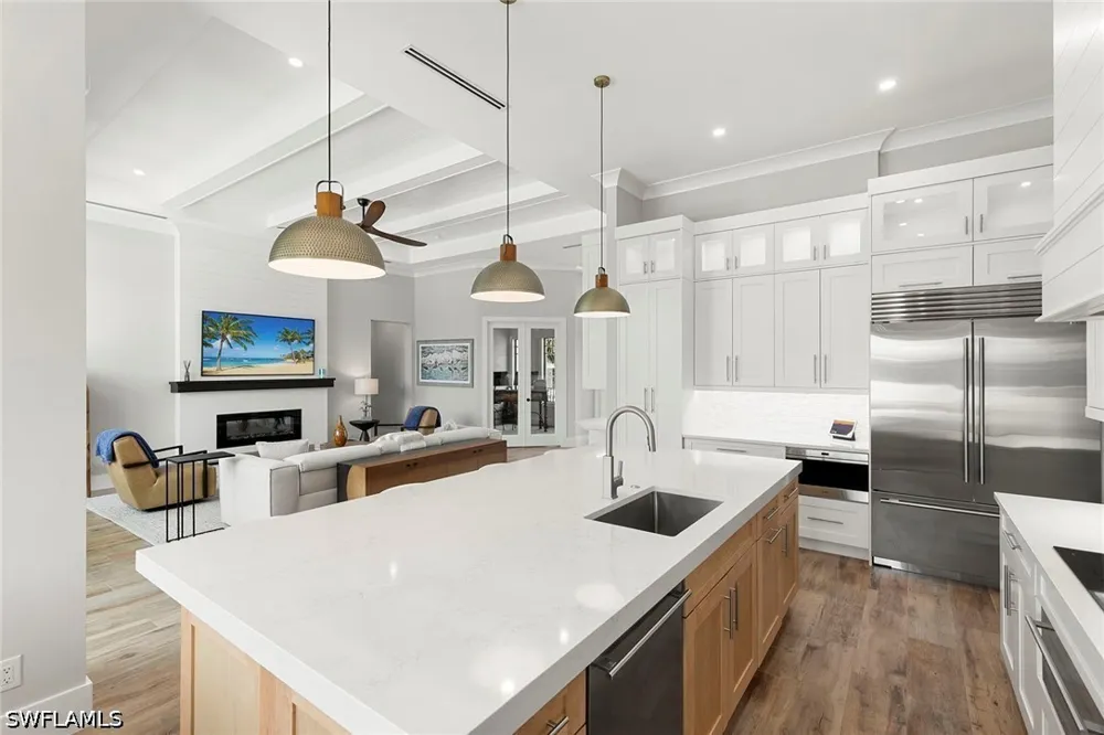 Apataki Court Marco Island, FL 34145