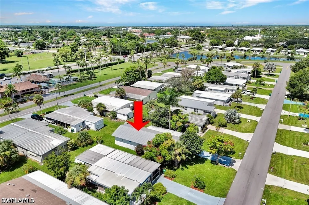 Menton Lane Naples, FL 34112