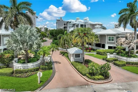 Hideaway Circle E #423