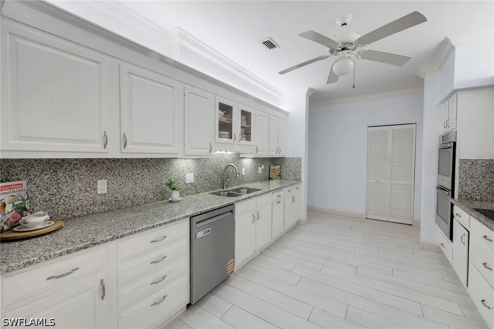 Hideaway Circle E #423 Marco Island, FL 34145