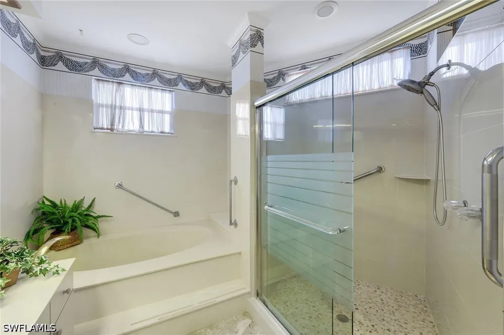 Hideaway Circle E #423 Marco Island, FL 34145