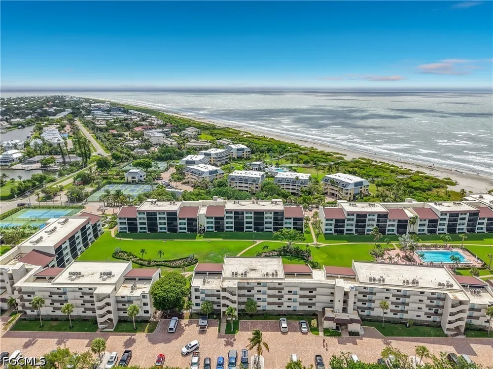 E Gulf Drive #D433 Sanibel, FL 33957
