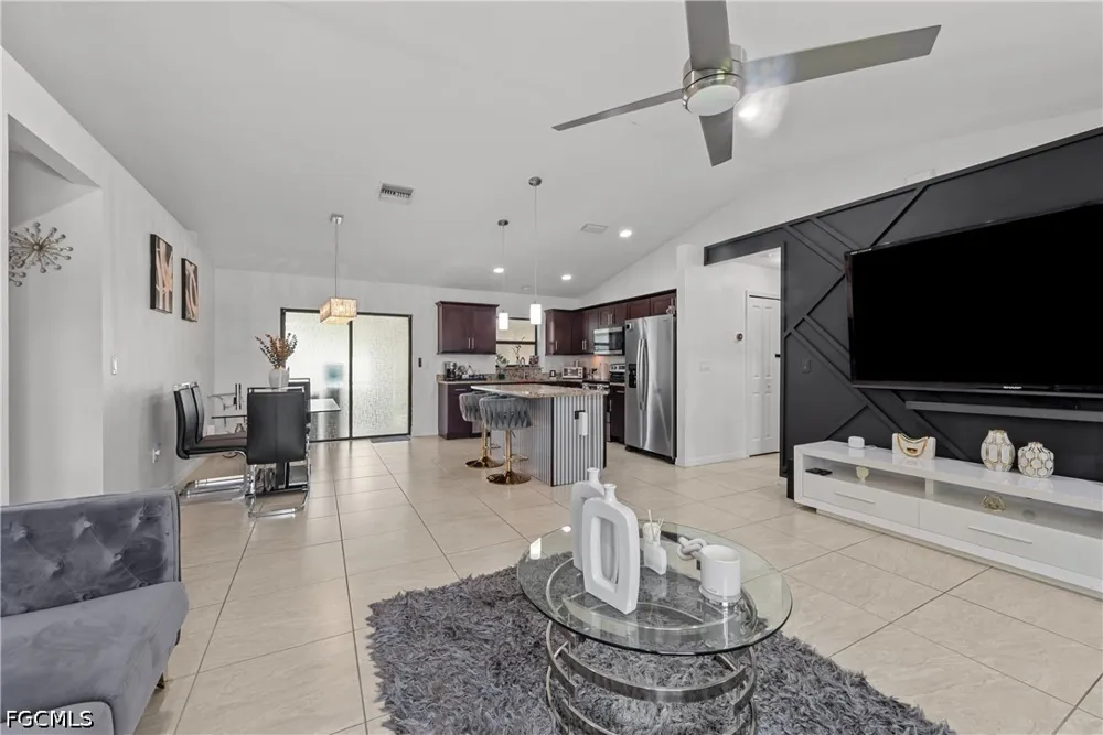SE 3rd Street Cape Coral, FL 33990