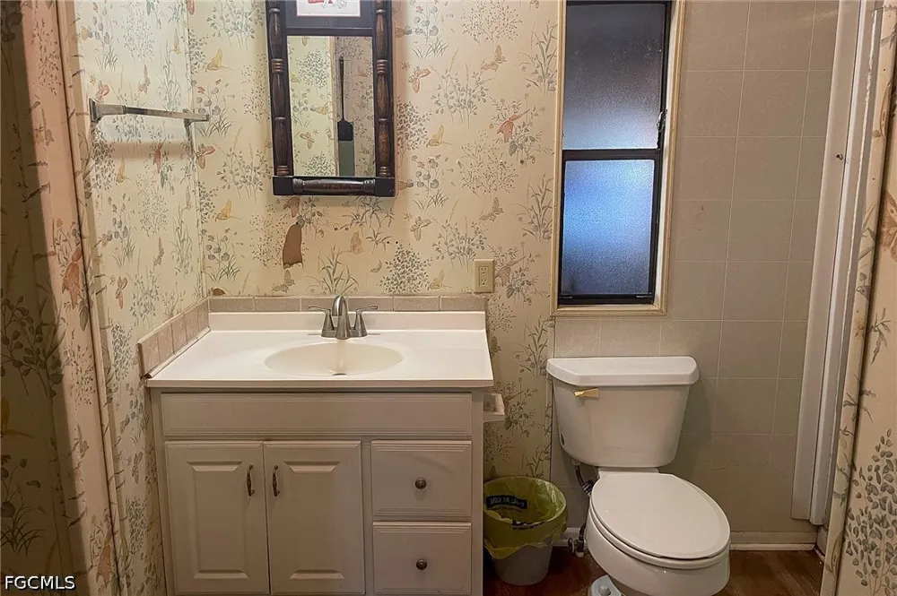 ASHE STREET Alva, FL 33920